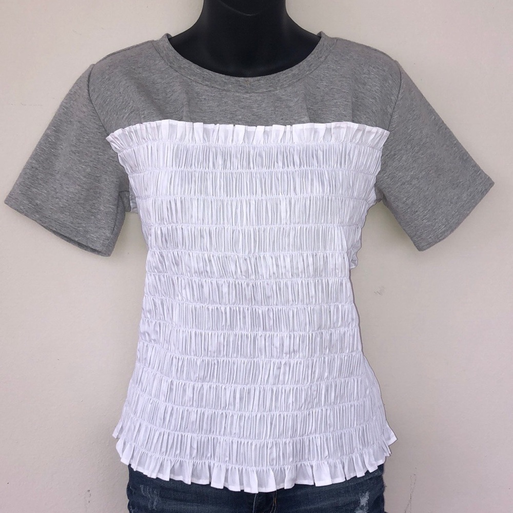 Chelsea 28 Smocked Sweatshirt